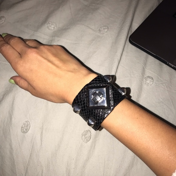 Vince Camuto Snake print leather cuff - Picture 3 of 7